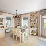 Mo-re By Interhome * נובי ווינודולסקי