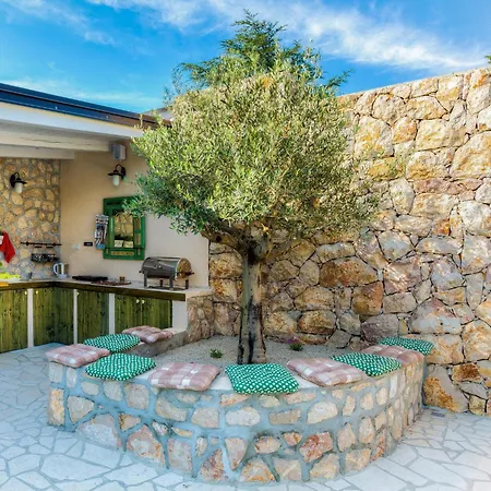 Holiday home Mo-re By Interhome *
